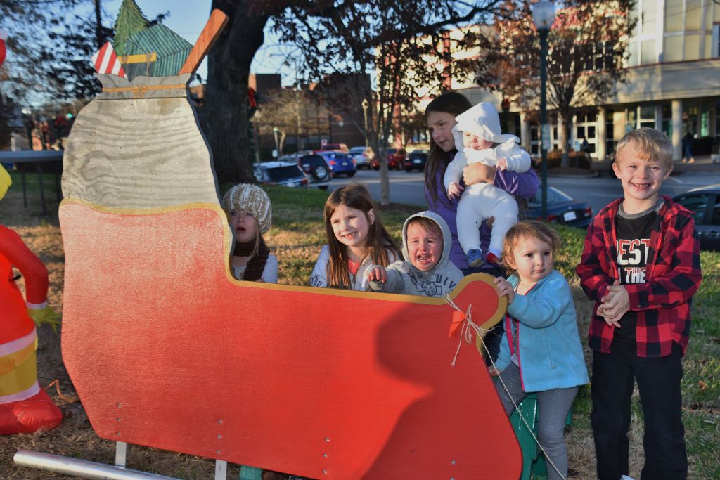 tree lighting 11-2019 203 (1024x683).jpg